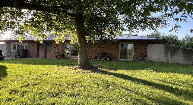 Photo of 7635 Schwahn Rd, Greenleaf, WI 54126