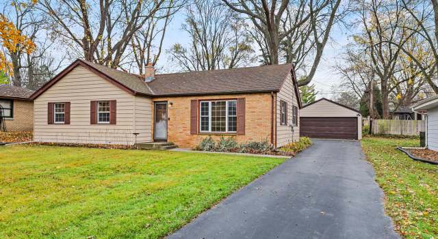 Photo of 4513 W Dunwood Rd, Brown Deer, WI 53223