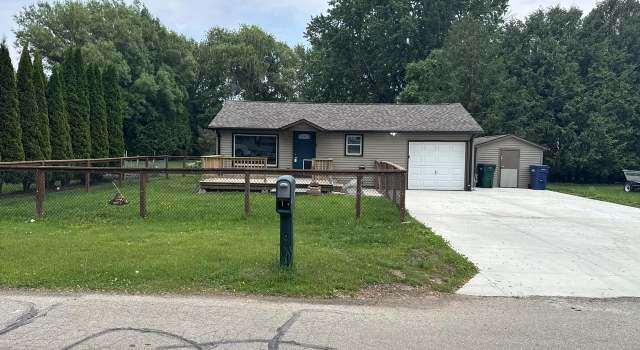 Photo of 305 Milwaukee St, Fremont, WI 54940
