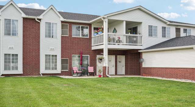 Photo of 8200 Lexington Pl #11, Pleasant Prairie, WI 53158