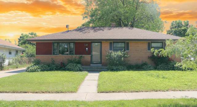 Photo of 6433 W Boehlke Ave, Milwaukee, WI 53223