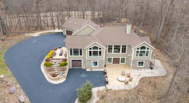 Photo of 150 Jencris Ct, Colgate, WI 53017