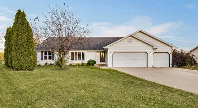 Photo of W4688 Parkway Ct, Sherwood, WI 54169