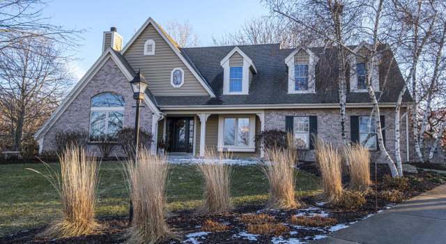 Photo of W295N1750 Prairiewood Ct, Pewaukee, WI 53072