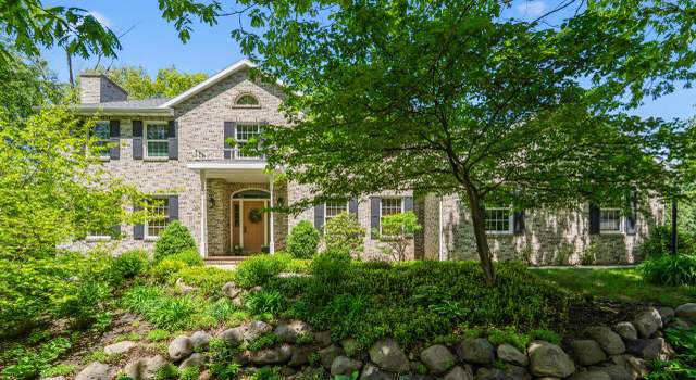 Photo of 79 Oakridge Ct, Fond Du Lac, WI 54937