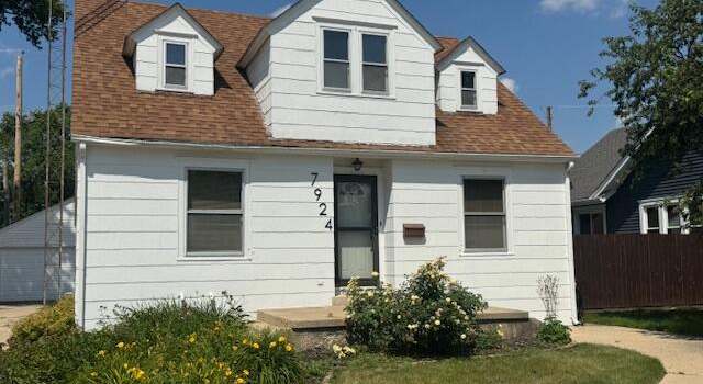 Photo of 7924 40th Ave, Kenosha, WI 53142