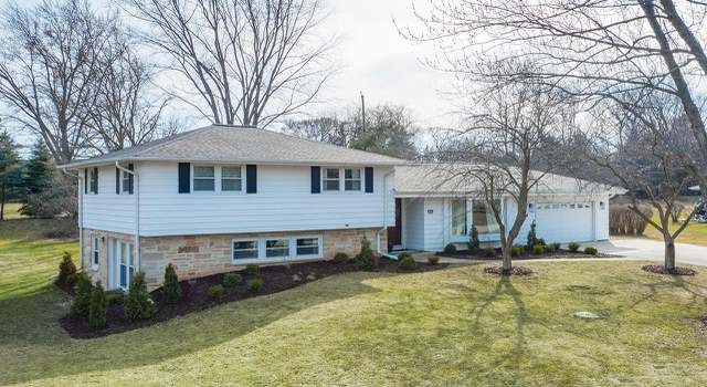 Photo of 17745 Evergreen Ct, Brookfield, WI 53045