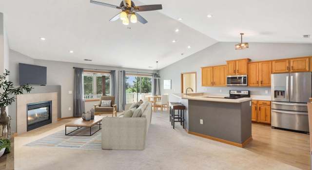 Photo of 340 E Veterans Way #7, Mukwonago, WI 53149
