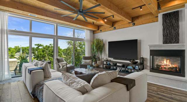 Photo of N52W35002 Lake Dr #302, Okauchee, WI 53069