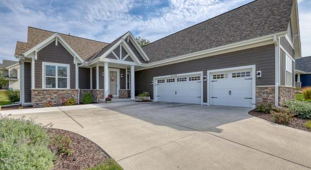 Photo of W237N6946 Ancient Oaks Ct, Sussex, WI 53089