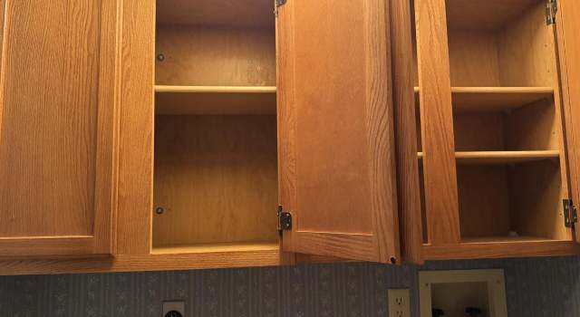 Photo of 1101 S Sunnyslope Dr Unit 3L, Mount Pleasant, WI 53406