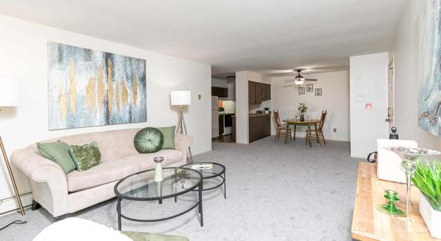 Photo of 8555 W Waterford Ave #6, Greenfield, WI 53228