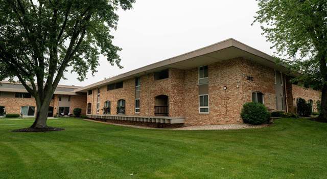Photo of 11957 W Appleton Ave #19, Milwaukee, WI 53224