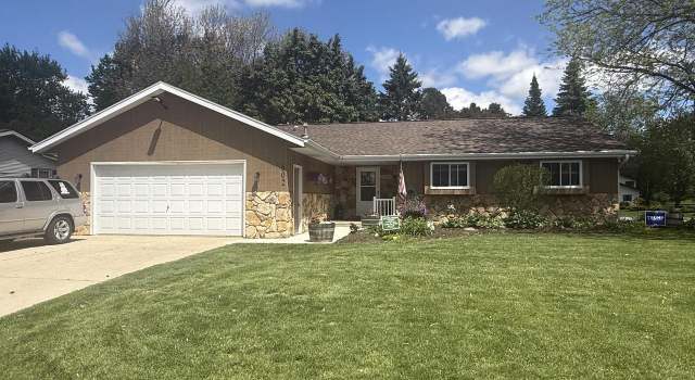 Photo of 602 Chippewa Cir, Horicon, WI 53032
