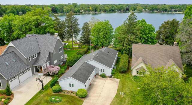 Photo of W375S4961 E Pretty Lake Rd, Dousman, WI 53118