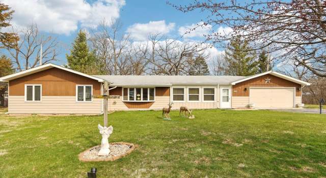 Photo of 33606 Bohner Dr, Burlington, WI 53105