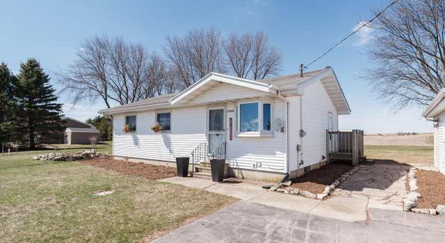 Photo of N7498 Konen Rd, Mount Calvary, WI 53057