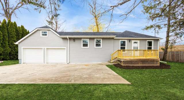 Photo of 801 E Wisconsin Ave, Pewaukee, WI 53072