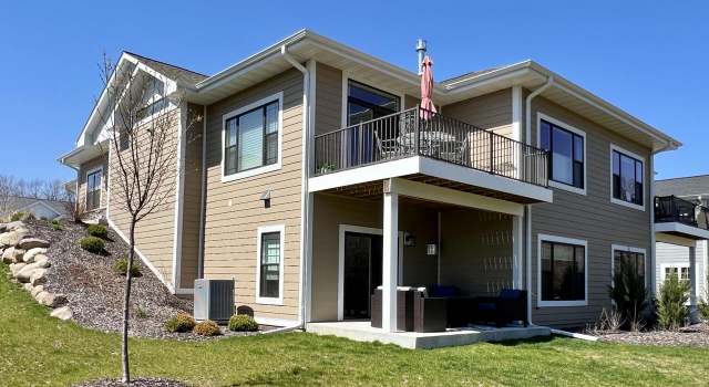 Photo of 20091 Overstone Dr Unit 31-1, Lannon, WI 53046