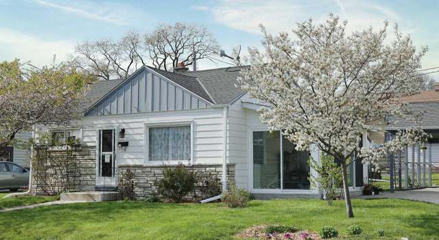 Photo of 316 W Martin Ln, Milwaukee, WI 53207