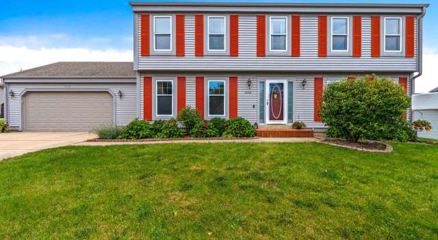 Photo of 2226 Stony Ridge Dr, Waukesha, WI 53189