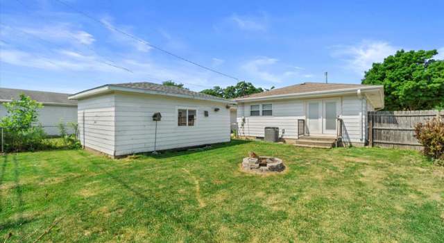 Photo of 1933 Neptune Ave, Racine, WI 53404