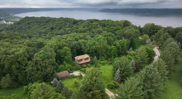 Photo of 14918 Eagle Ridge Rd, Ferryville, WI 54628