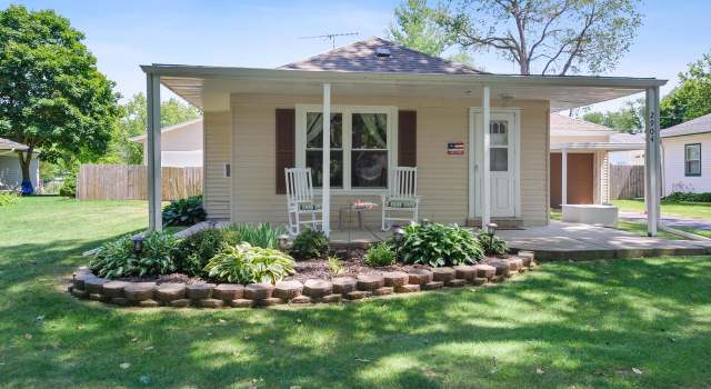 Photo of 2904 Wells St, Delavan, WI 53115