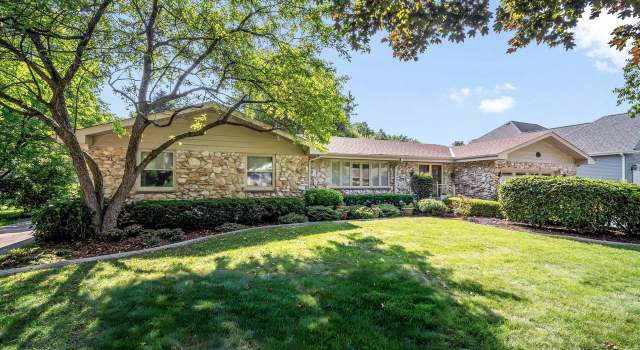 Photo of 7354 N Braeburn Ln, Milwaukee, WI 53209