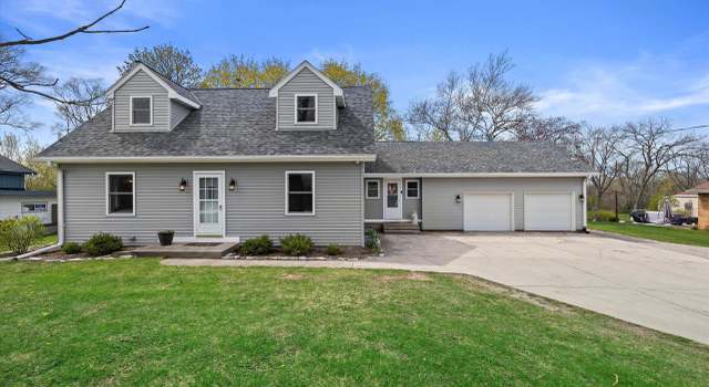 Photo of 4453 S Moorland Rd, New Berlin, WI 53151