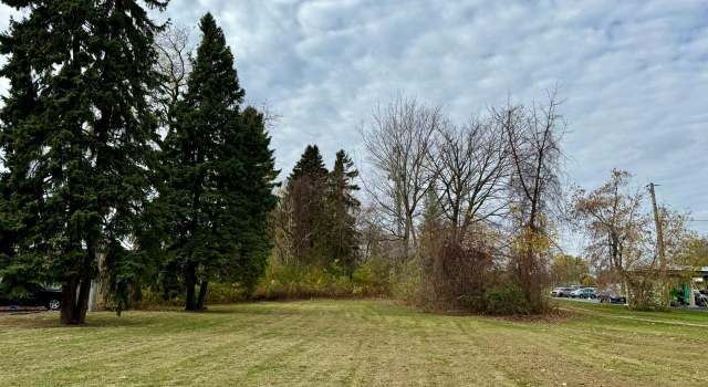 Photo of 3737 S Kinnickinnic Ave, Saint Francis, WI 53235