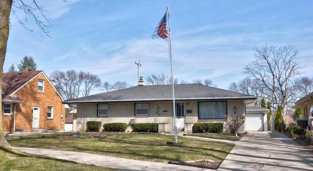 Photo of 1640 W Leroy Ave, Milwaukee, WI 53221