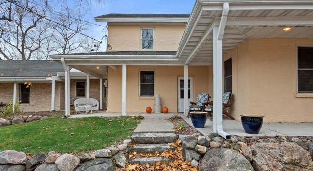 Photo of 10651 S Nicholson Rd, Oak Creek, WI 53154