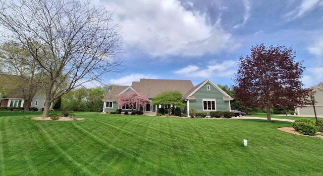 Photo of W289N3677 Huntsman Ct, Pewaukee, WI 53072