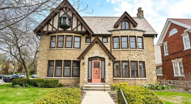 Photo of 2704 E Bradford Ave, Milwaukee, WI 53211