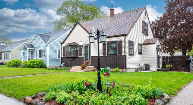 Photo of 1501 E Norwich Ave, Saint Francis, WI 53235