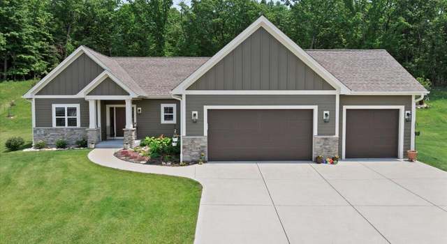 Photo of W237N6842 Ancient Oaks Ct, Sussex, WI 53089