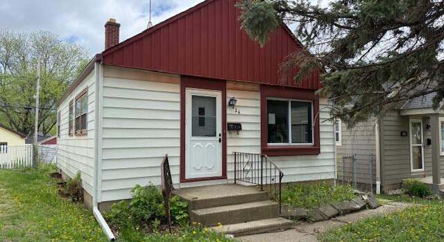 Photo of 424 S 66th St, Milwaukee, WI 53214