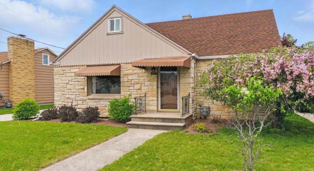 Photo of 1920 29th St, Two Rivers, WI 54241