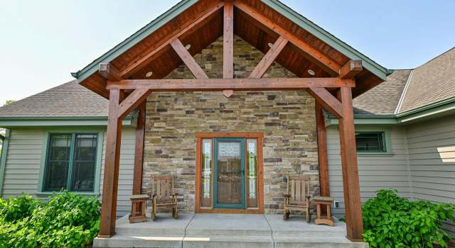 Photo of 130 Arnold Ct, Dousman, WI 53118
