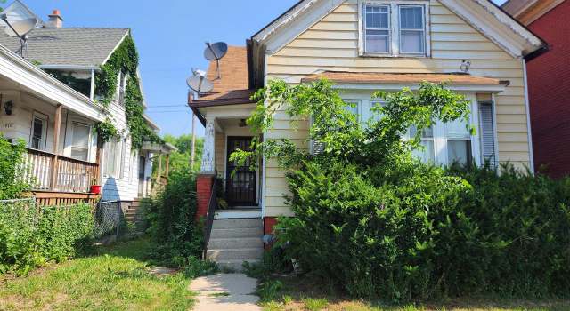 Photo of 1906 W Lincoln Ave, Milwaukee, WI 53215