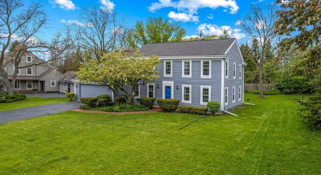 Photo of 510 Crescent Ln, Thiensville, WI 53092