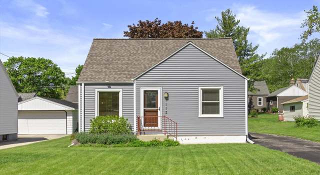 Photo of 1115 Georges Ave, Brookfield, WI 53045