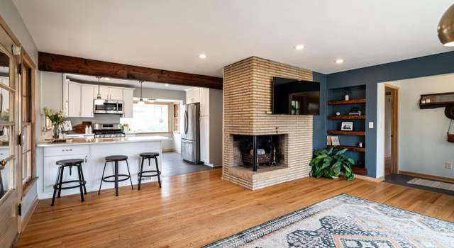 Photo of 3353 N 105th St, Wauwatosa, WI 53222