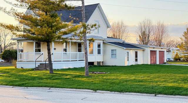 Photo of 232 Mill St, Sheboygan Falls, WI 53085