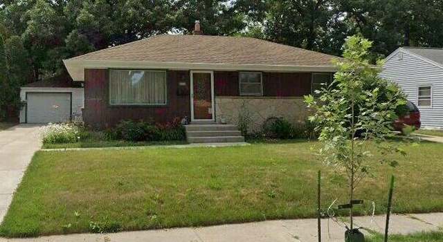 Photo of 2941 S 104th St, Milwaukee, WI 53227