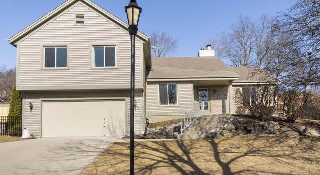 Photo of 2816 Apache Pass, Waukesha, WI 53188