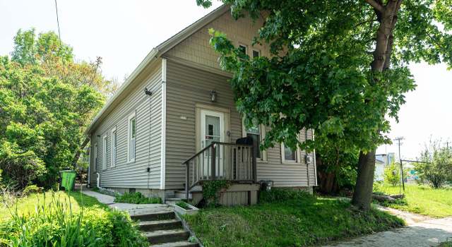 Photo of 319 E Stewart St, Milwaukee, WI 53207