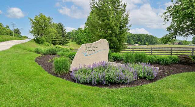 Photo of N73W28949 Bark River Rd, Hartland, WI 53029