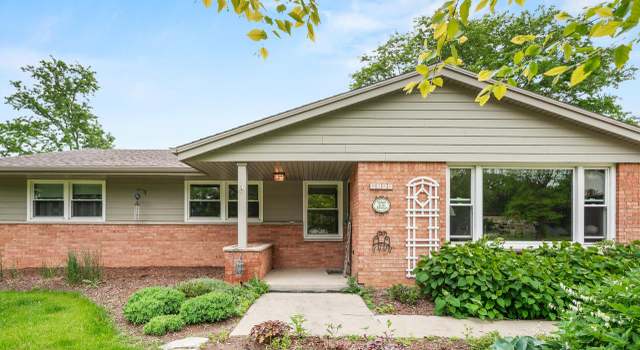 Photo of 2580 N 128th St, Brookfield, WI 53005